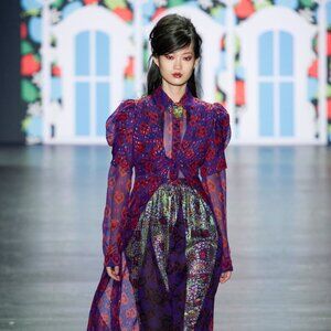 New ANNA SUI Purple Butterfly Silk Chiffon Shirt 2 4 $530 Runway